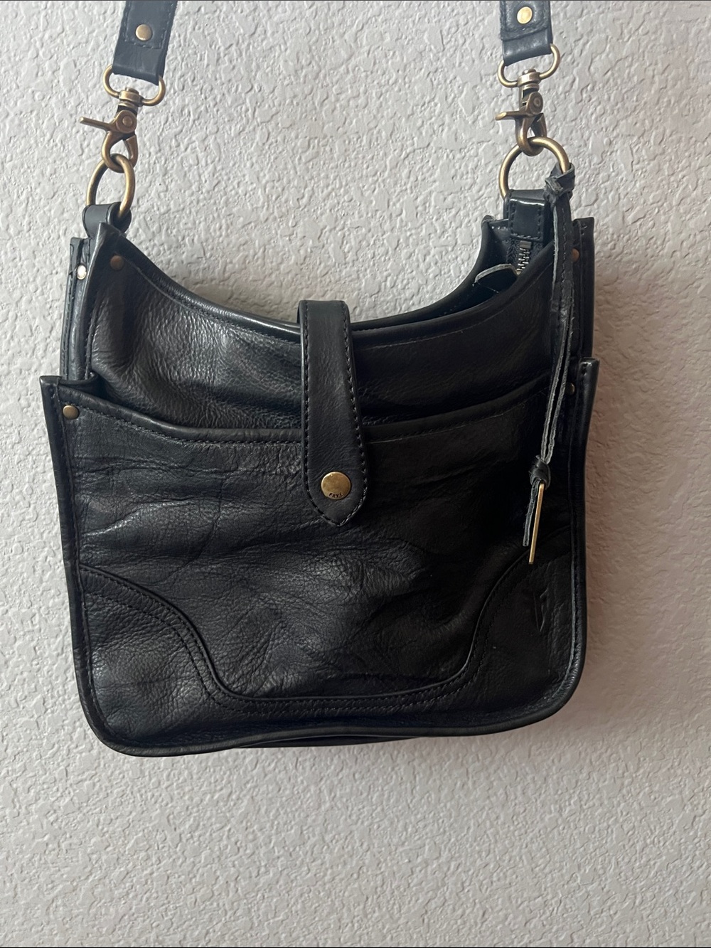 FRYE Black Leather Campus Madison Crossbody Bag Hobo Boho Vintag